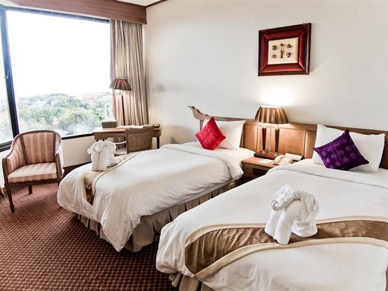Laithong Hotel Ubonratcsathani Kültér fotó