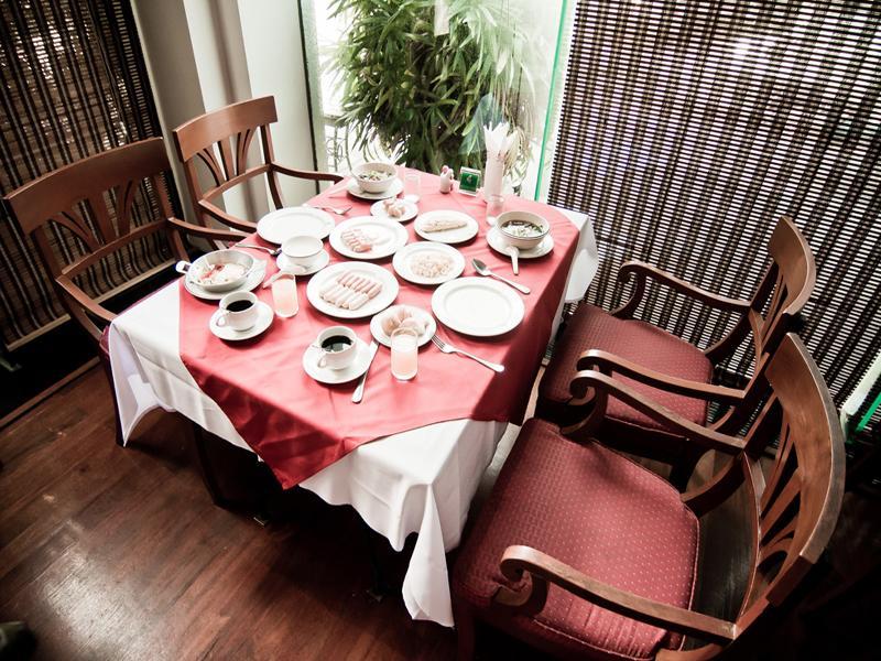 Laithong Hotel Ubonratcsathani Kültér fotó