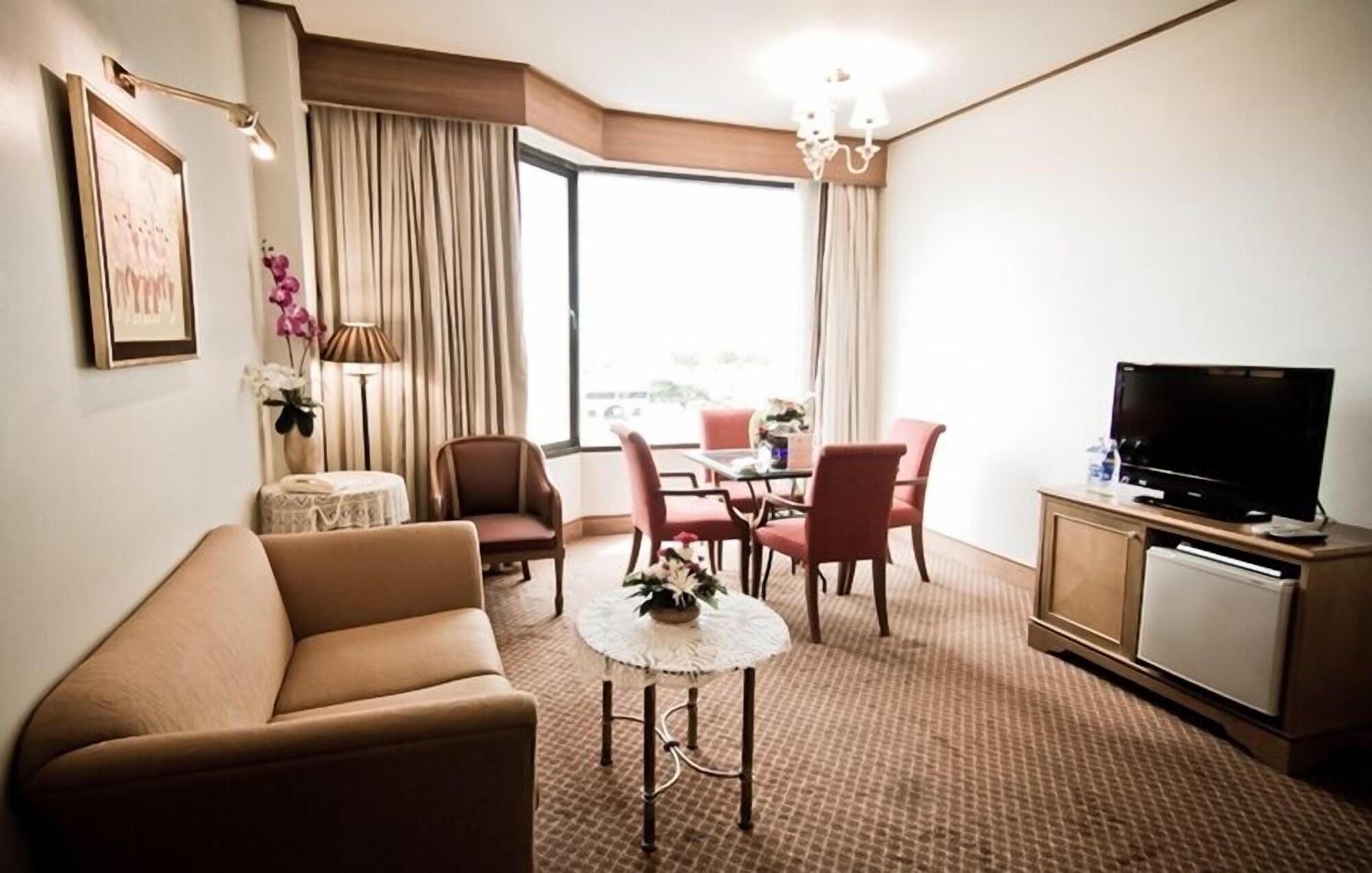 Laithong Hotel Ubonratcsathani Kültér fotó