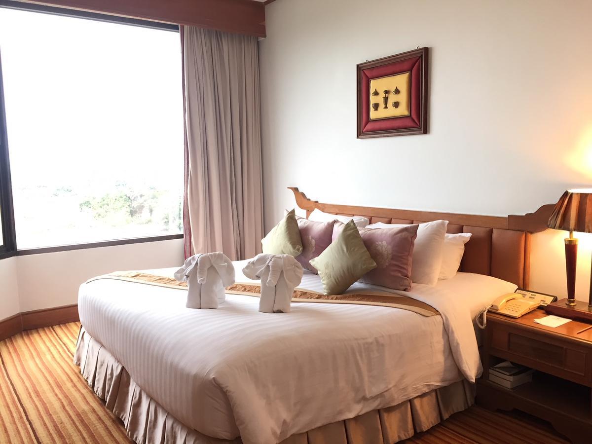 Laithong Hotel Ubonratcsathani Kültér fotó