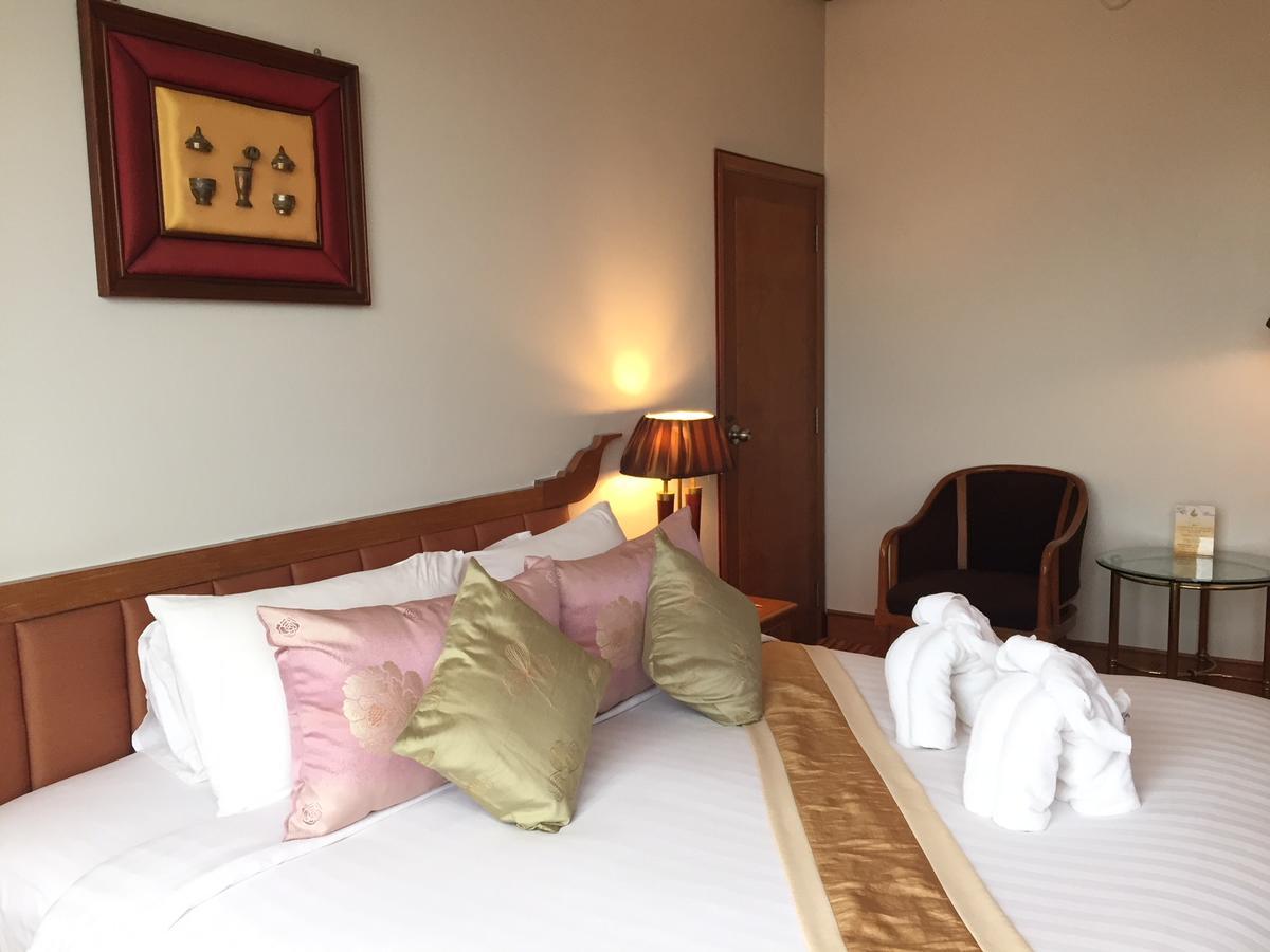 Laithong Hotel Ubonratcsathani Kültér fotó